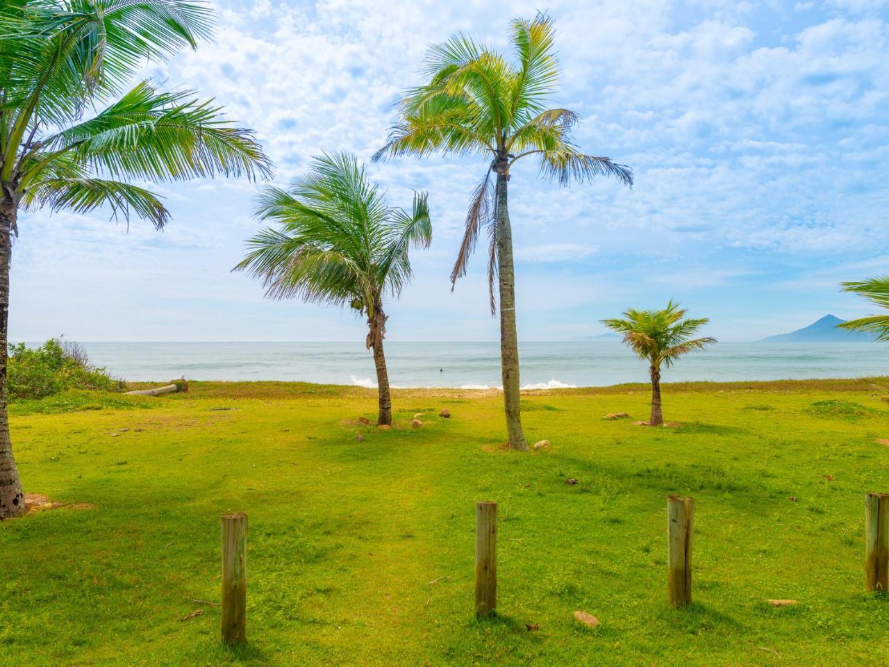 Pousada Pé Na Areia Caraguatatuba Esterno foto