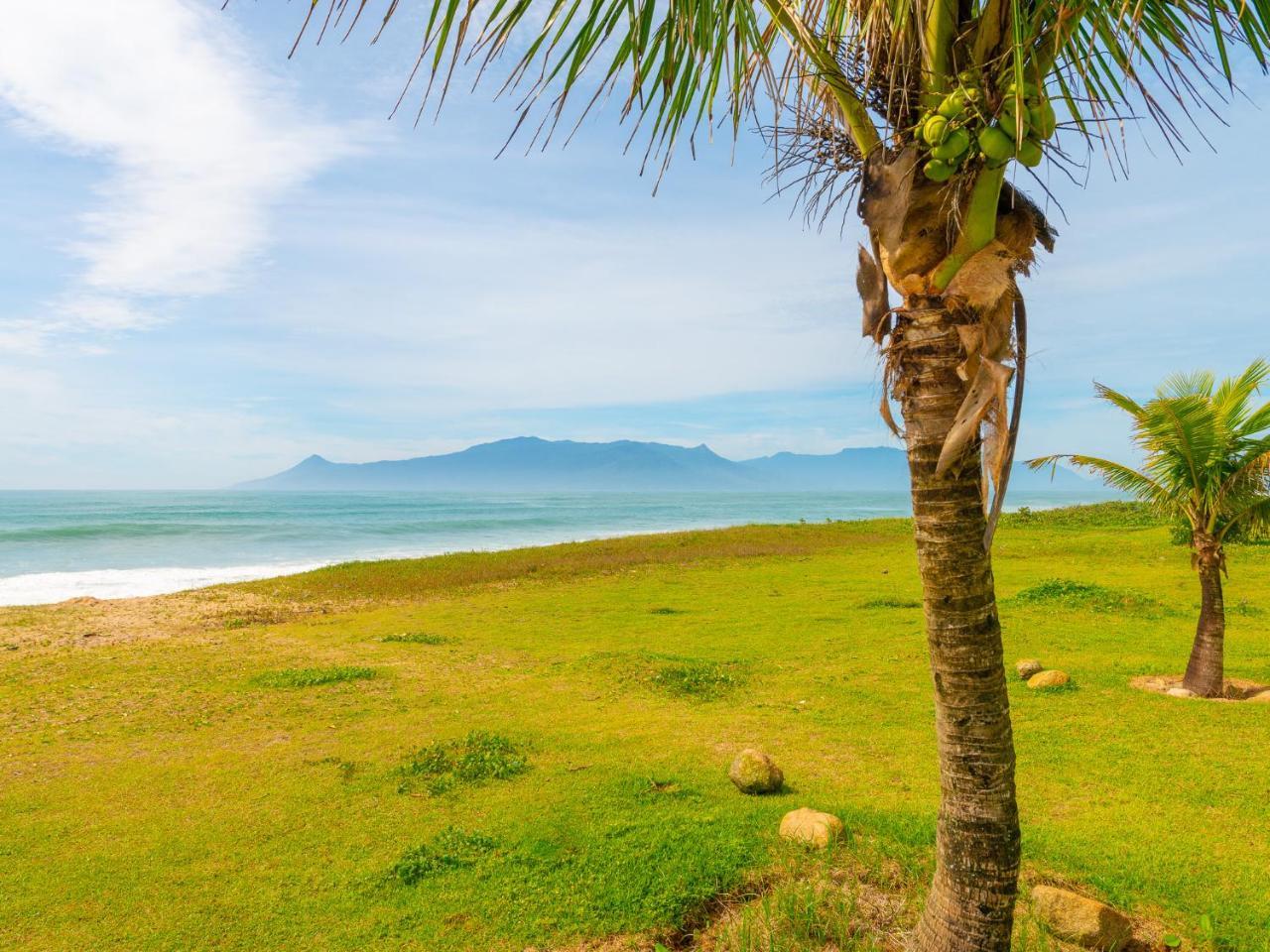 Pousada Pé Na Areia Caraguatatuba Esterno foto